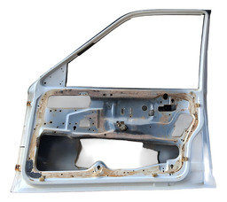 PORTA DIANTEIRA DIREITA SANTANA 1991/1997 C/DETALHE