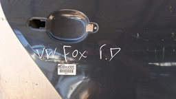 PORTA TRASEIRA DIREITA FOX 2004 A 2010 C/DETALHE