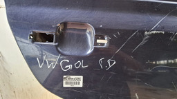 PORTA TRASEIRA DIREITA GOLF 1995 A 1998 C/DETALHE