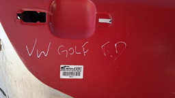 PORTA TRASEIRA DIREITA GOLF 1995 A 1998 C/DETALHE