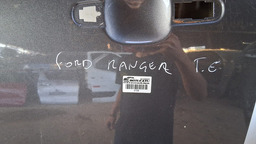 PORTA TRASEIRA ESQUERDA RANGER 2013 A 2023 C/DETALHE