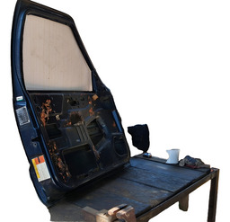 PORTA DIANTEIRA ESQUERDA S10 BLAZER 2001 A 2011 C/DETALHE