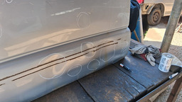 PORTA DIANTEIRA ESQUERDA S10 BLAZER 2001 A 2011 C/DETALHE