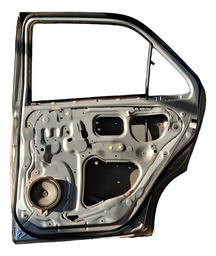 PORTA TRASEIRA DIREITA TOYOTA SW4 2006 A 2015 C/DETALHE