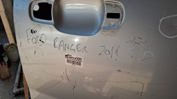 PORTA TRASEIRA DIREITA RANGER 2010 2012 C/DETALHE