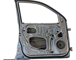 PORTA DIANTEIRA ESQUERDA HILUX SW4 2006 A 2015 C/DETALHE