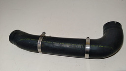 MANGUEIRA INFERIOR INTERCOOLER PAJERO DAKAR 3.2 2007 A 2016 PRETO