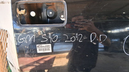 PORTA DIANTEIRA DIREITA S10 BLAZER 2001 A 2011 C/DETALHE