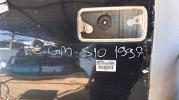 PORTA DIANTEIRA ESQUERDA S10 BLAZER 1995 A 2000 C/DETALHE