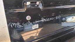 PORTA DIANTEIRA DIREITA PAJERO 1997 A 2007