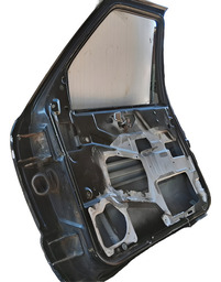 PORTA DIANTEIRA DIREITA S10 BLAZER 2001 A 2011 C/DETALHE