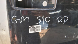 PORTA DIANTEIRA DIREITA S10 BLAZER 2001A 2011 C/DETALHE