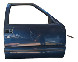 PORTA DIANTEIRA DIREITA S10 BLAZER 1995 A 2000 C/DETALHE
