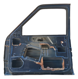 PORTA DIANTEIRA DIREITA S10 BLAZER 1995 A 2000 C/DETALHE