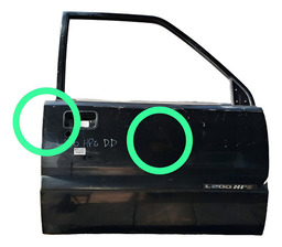 PORTA DIANTEIRA DIREITA L200 1992 1993 A 2006 C/DETALHE