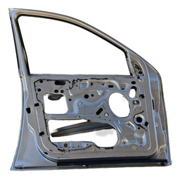 PORTA DIANTEIRA ESQUERDA FOCUS 2001 A 2009 C/DETALHE