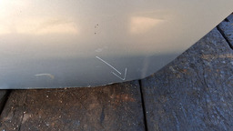 PORTA TRASEIRA ESQUERDA MEGANE SEDAN 2007 A 2011 C/DETALHE