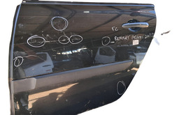 PORTA TRASEIRA ESQUERDA MEGANE SEDAN 2007 A 2011 C/DETALHE