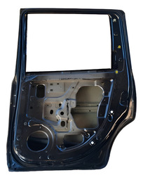 PORTA TRASEIRA DIREITA NISSAN LIVINA 2010 A 2014