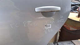 PORTA TRASEIRA ESQUERDA RENAULT DUSTER 2017/2020 OROCH 2016/