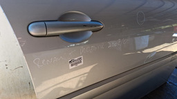 PORTA DIANTEIRA DIREITA MEGANE 2007 2008 A 2013