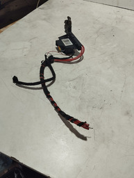 Polo Positivo Bateria Audi A4 2009 2012 8j0915459 Usado