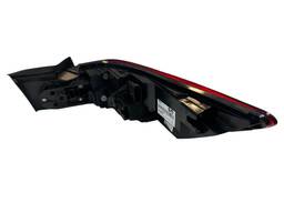 LANTERNA TRASEIRA ESQUERDA FASTBACK 2022/ (CANTO)