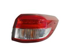 LANTERNA TRASEIRA DIREITA YARIS SEDAN 2019/ (CANTO) LED