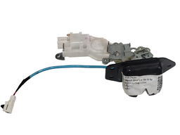 FECHADURA TAMPA TRAS MARCH 2012/2020 C/ MOTOR TRAVA ELÉTRICA