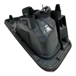 LANTERNA TRASEIRA ESQUERDA CERATO 2010 A 2013 (MALA)