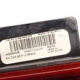 LANTERNA TRASEIRA ESQUERDA KICKS 2017 2018 A 2021 (MALA)