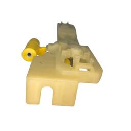 SUPORTE MAÇANETA PORTA D.D KIA CERATO 2009