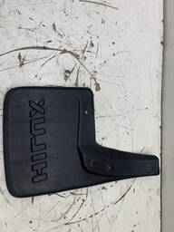 PARABARRO TRASEIRO DIREITO HILUX 2016/