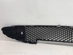 GRADE CENTRAL INFERIOR PARACHOQUE PEUGEOT 206 2004 A 2010