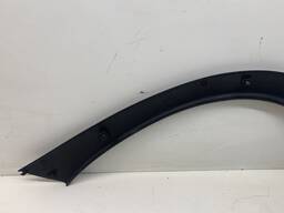 MOLDURA PARALAMA TRASEIRA ESQUERDO CORSA 2/4P 1995 A 2010