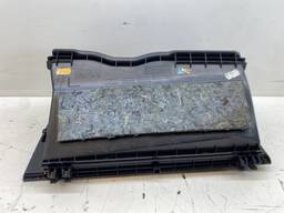 TAMPA PORTA LUVAS HILUX INFERIOR/ SW4 2016 2017 2018/..