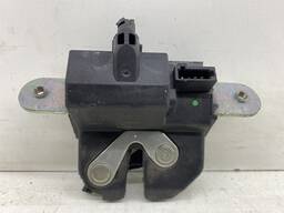 Fechadura Tampa Tras Fiat 500 Idea Punto Bravo 08/17