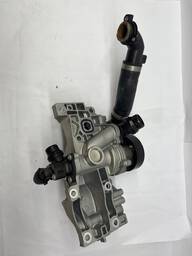 Suporte Bomba Agua BMW 320i G20 2020 8650988