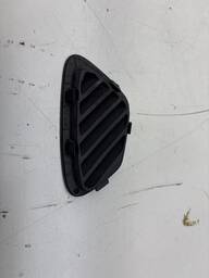 TAMPA DO DIFUSOR DE AR ESQUERDO PRISMA LTZ 1.4 2018