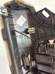 DIFUSOR DE AR ESQUERDO TRAILBLAZER S10 2018 Á 2023