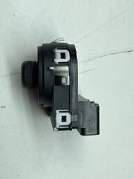 BOTAO RETROVISOR ELETRICO CRUZE 2012 Á 2016 13272182