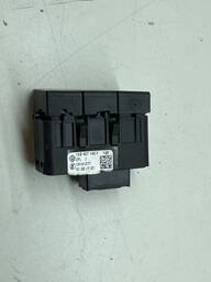 BOTAO PISCA ALERTA E DESEMBAÇADOR UP 2020 10141277