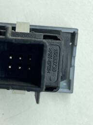 BOTAO TRAVA VIDRO VOYAGE GOL 2019 10133931