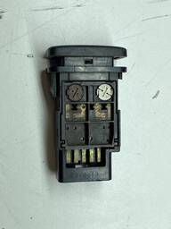 BOTAO DESEMBAÇADOR TOYOTA HILUX 2005 Á 2011 153982