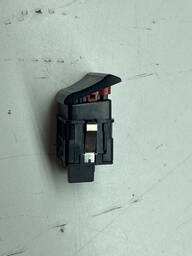 BOTAO PISCA ALERTA GM MONTANA AGILE 2015 Á 2019 52046393