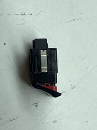 BOTAO PISCA ALERTA GM MONTANA AGILE 2015 Á 2019 52046393