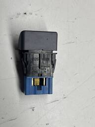 BOTAO DESEMBAÇADOR HONDA FIT 2006 Á 2008 M19157