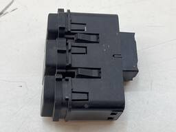 BOTAO PISCA ALERTA E DESEMBAÇADOR UP 2014 Á 2017 10095728