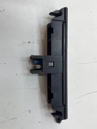 BOTAO MOLDURA TRAVA PORTAS GM ASTRA 1999 Á 2011 90561265 