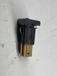 BOTAO PISCA ALERTA GOL SAVEIRO 2017 Á 2021 10133934